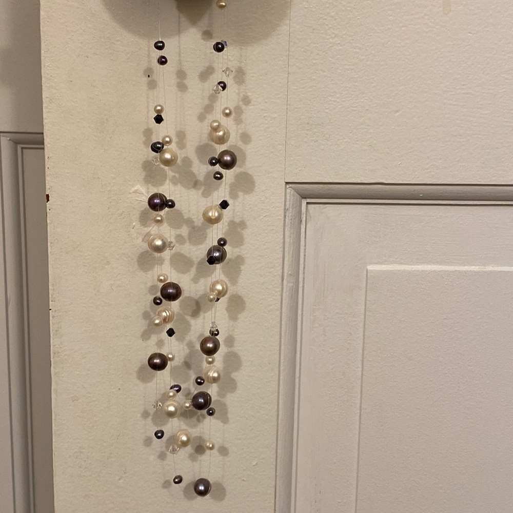 Purple and white pearl & bead necklace